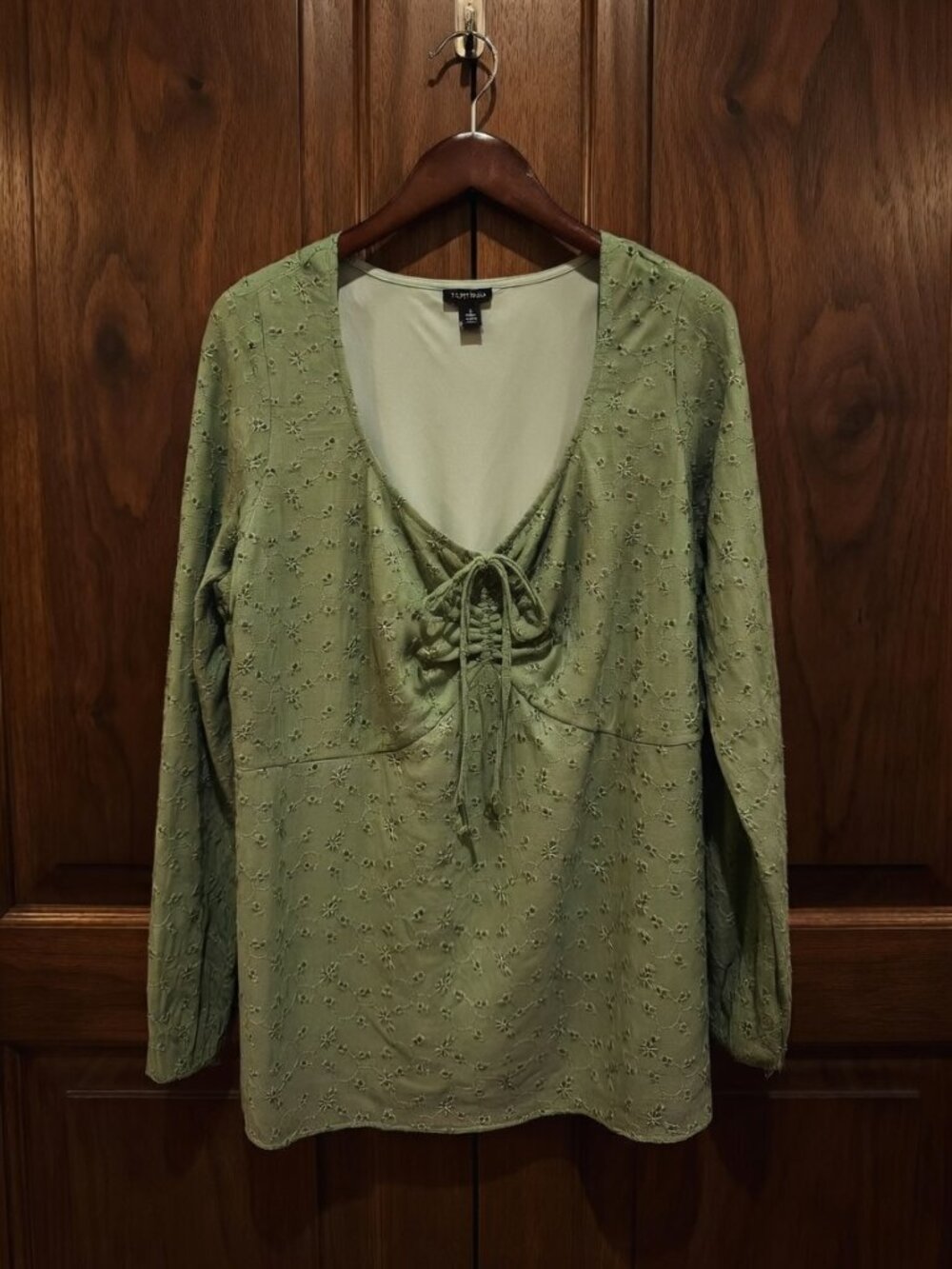 Torrid 1XL Sage green front tie blouse